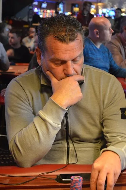 Marcel van der Wolf | 2016/04 - Enschede Poker Series - €500 NLH Main Event 